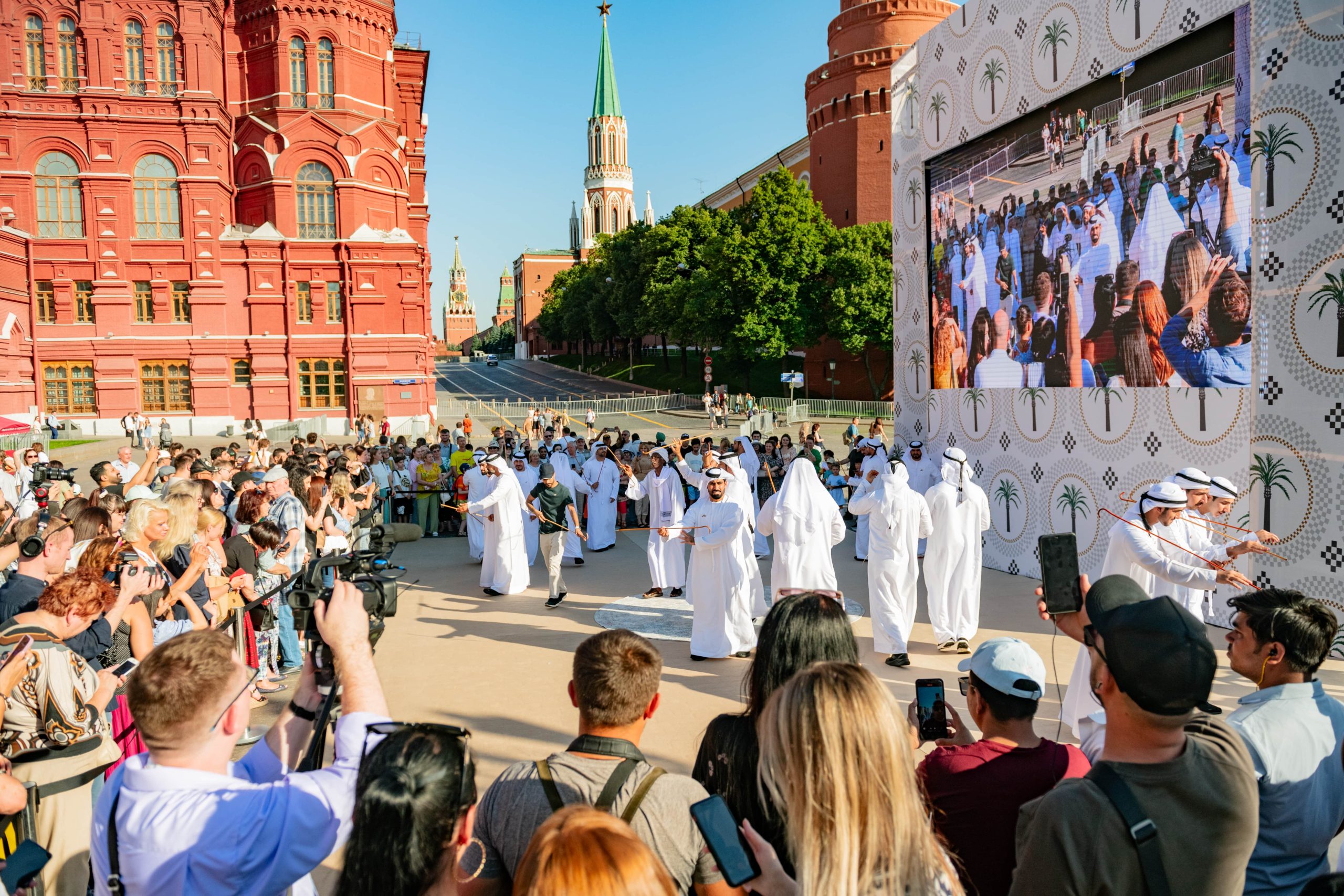 UAE Culture Days in Moscow Conclude Close to 250,000 people attend the 5-day event