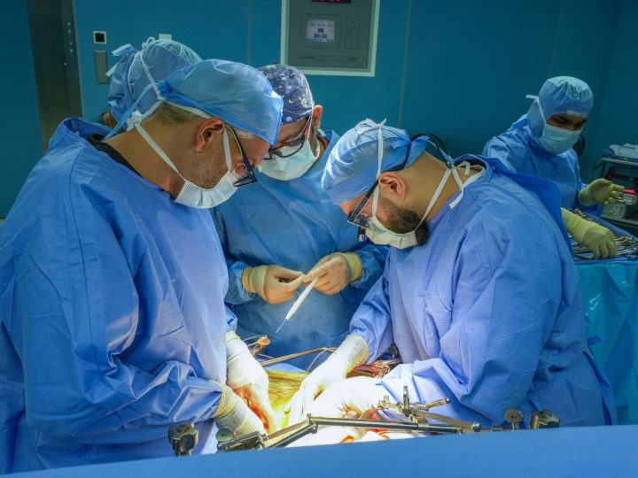First in the GCC: UAE Surgeons Implant Pump to Deliver Targeted Chemotherapy to Cure Inoperable Liver Tumor