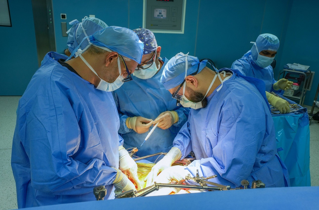 First in the GCC: UAE Surgeons Implant Pump to Deliver Targeted Chemotherapy to Cure Inoperable Liver Tumor